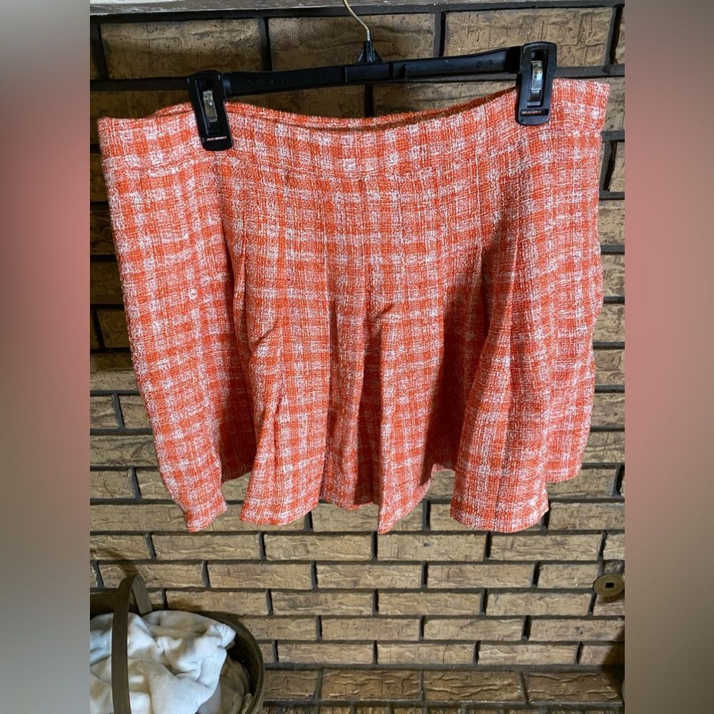Zara orange pleated skirt